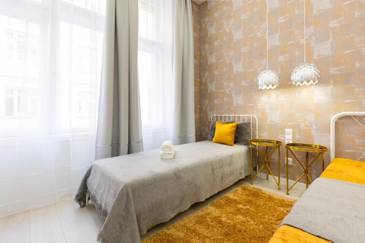 Unique & Lovely Place With Ac Budapest Exterior foto